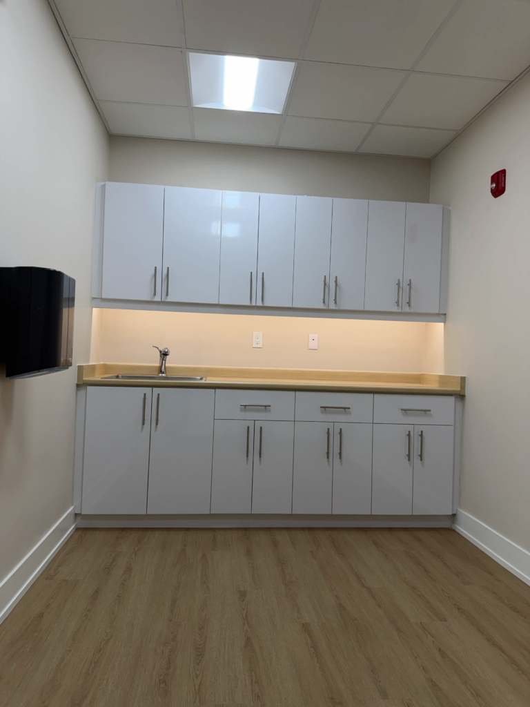 12-HearCANADA-Hearing-Clinic-Langley-JHJ-Builders.webp