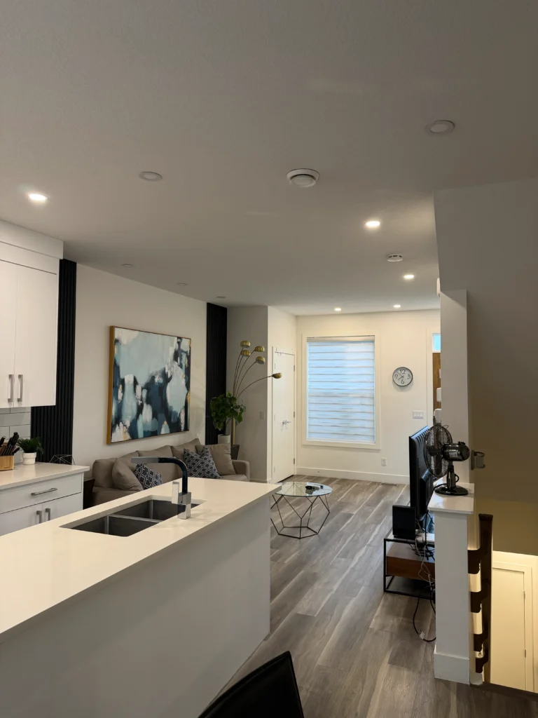 8 Edmonton Airbnb Property