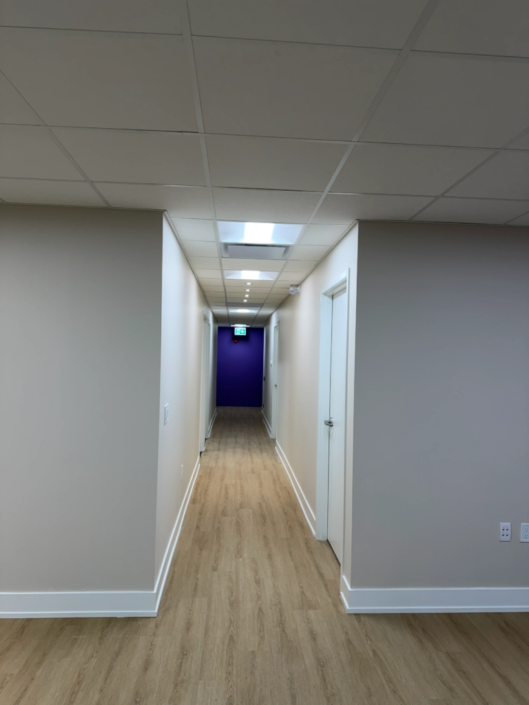 8-HearCANADA-Hearing-Clinic-Langley-JHJ-Builders.webp